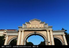 AI浪潮下的“追光者”：为何他们选择奔赴厦大课堂？