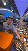 现象级走红！海鲜自选火锅成餐饮新主流